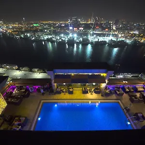 Western Pearl Creek Szálloda Dubaj